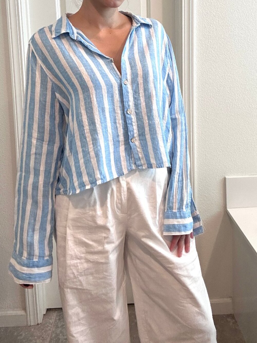 Cynthia Rowley 100% Linen Blue/White Stripe Crop Button Down Shirt size M